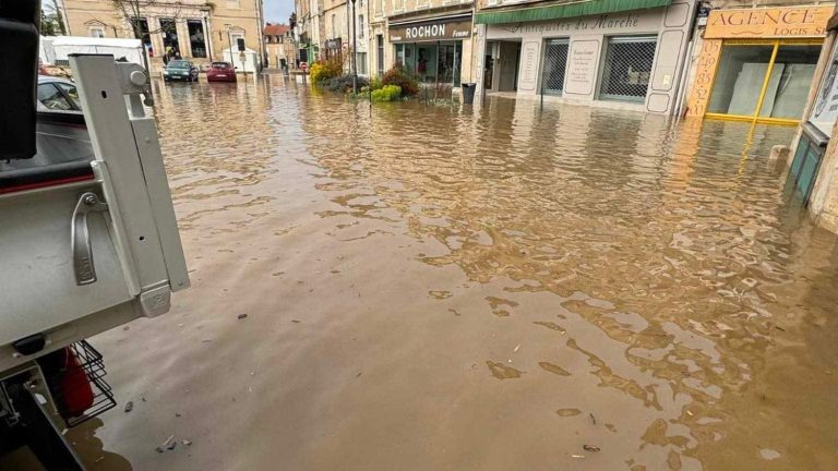 several homes evacuated in Vienne, six departments placed on orange “flood” alerts