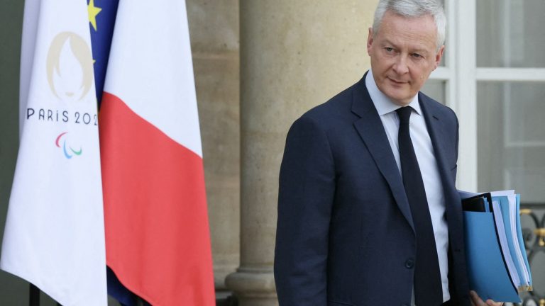 social partners angry with Bruno Le Maire on unemployment insurance