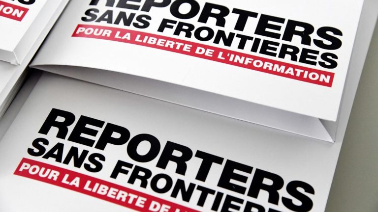 the NGO Reporters Without Borders launches a satellite bouquet of independent news in Russia