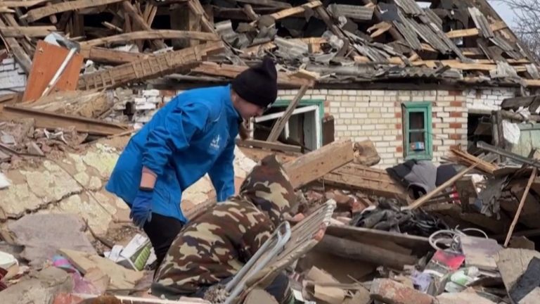 the inhabitants of Velyka Pyssarivka, near the Russian border, under constant pressure