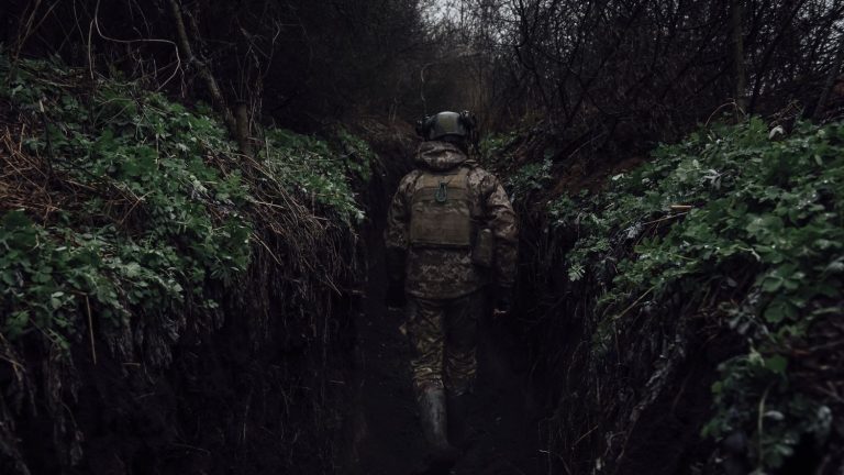 “There is a fear of sacrificing Ukrainian youth,” says military specialist