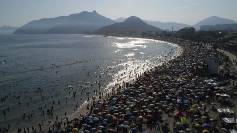 up to 62.3°C degrees felt in Rio de Janeiro, Brazil, a new temperature record