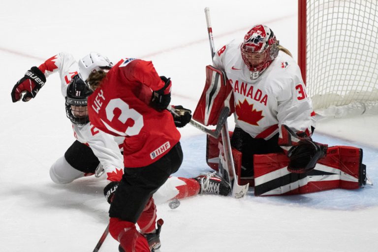 World Women’s Hockey Championship |  Canada whitewashes Switzerland 3-0