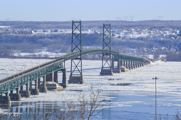 2.7 billion for the new Île d’Orléans bridge