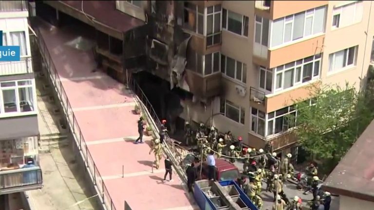 29 dead in fire in Türkiye