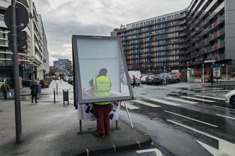 Advertising posters for a book deemed “transphobic” quickly removed from Parisian streets