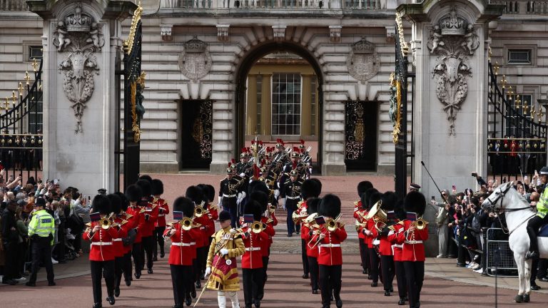 After 120 years of Entente Cordiale, an unprecedented changing of the guard between the Élysée and Buckingham