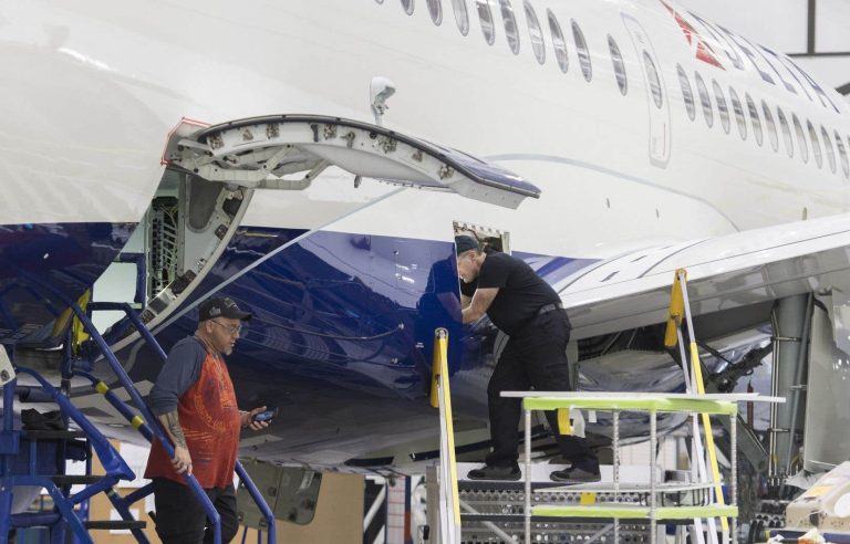 Airbus Canada union members in Mirabel rejected a second employer offer