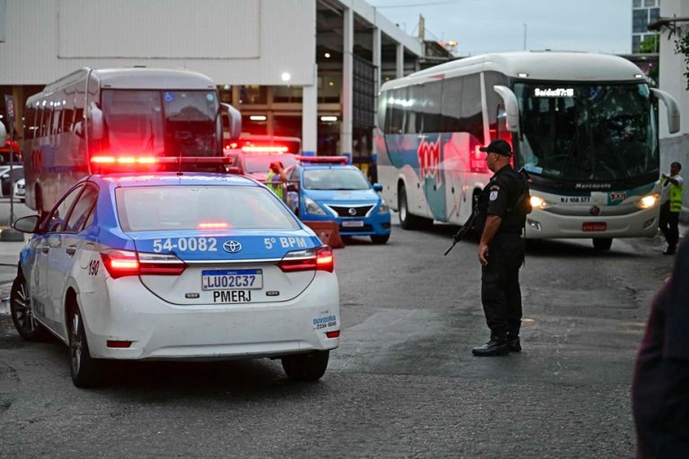 Brazil |  Bus accident leaves at least eight dead and around twenty injured