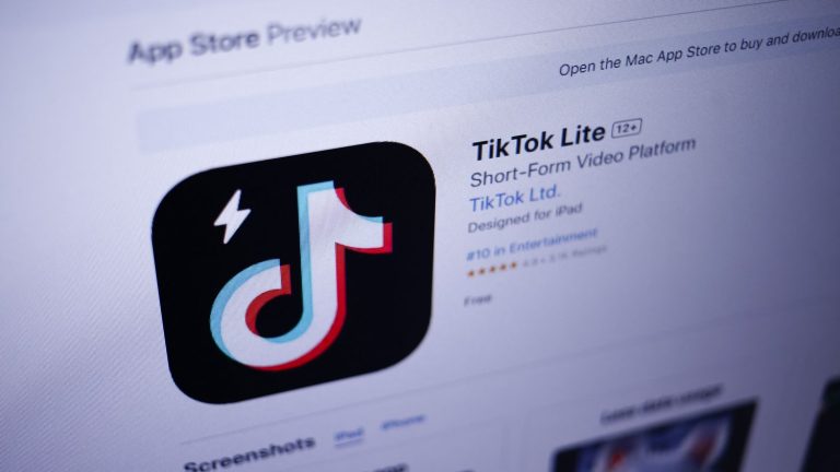 Brussels threatens to suspend “addictive” rewards from the TikTok Lite application “as of Thursday”