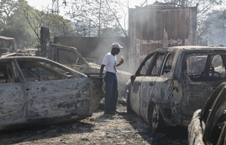 Canada adds another flight to evacuate nationals from Haiti