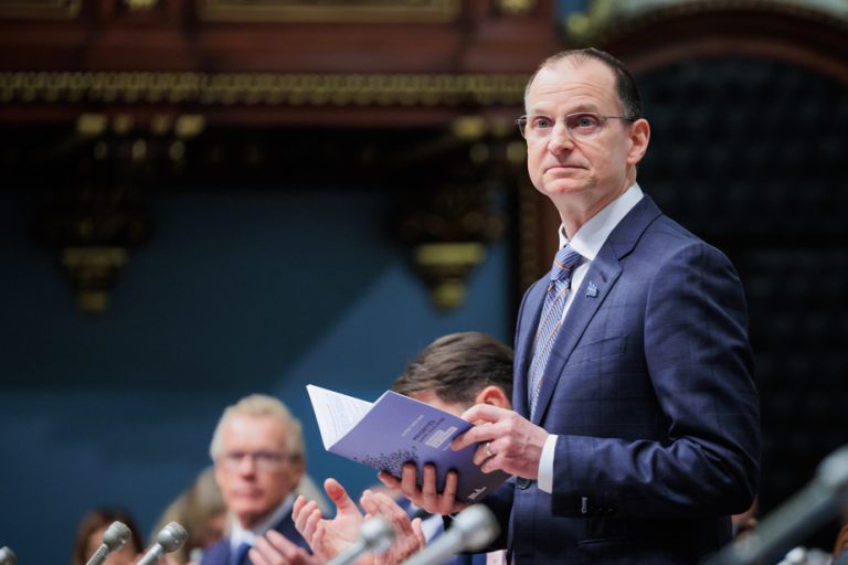 Fiscal year 2023-2024 |  Quebec revises its deficit upwards again, to 7.5 billion