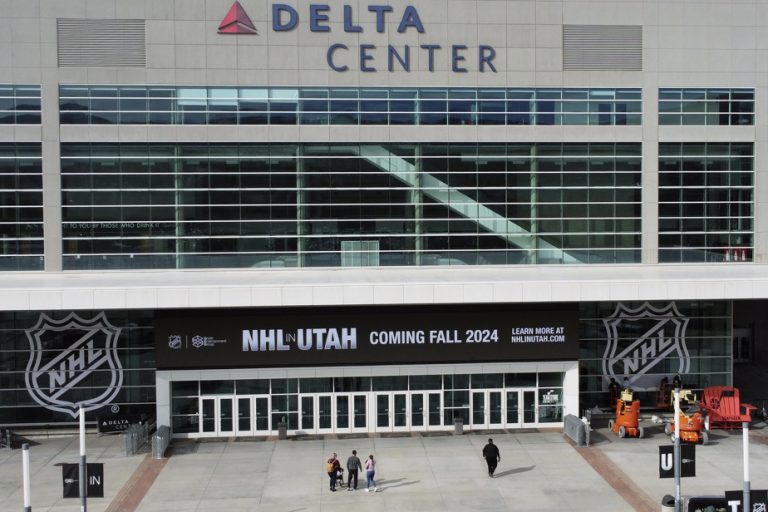 Coyotes move to Salt Lake City |  Successful first impression