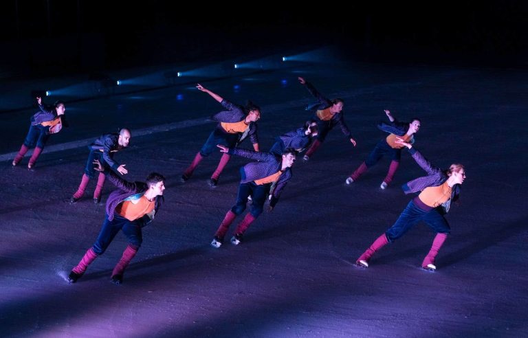 Cultural suggestion: “Murmuration”, hovering skate