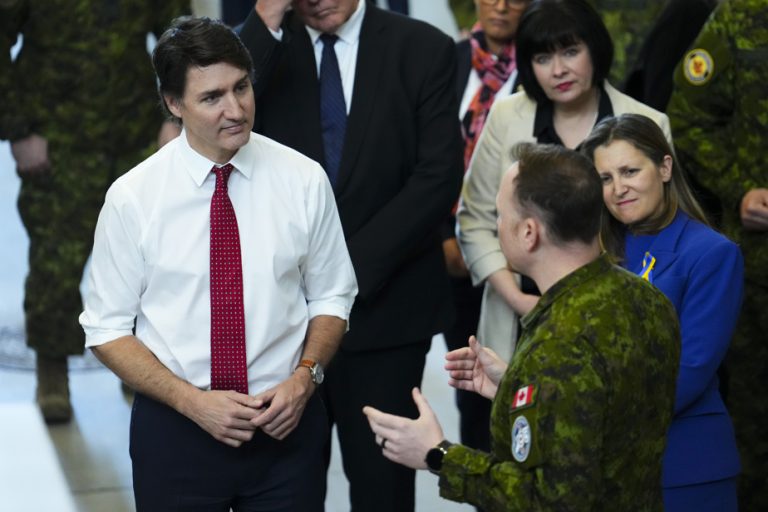 Defense policy review |  Canada does not commit to reaching NATO’s 2%