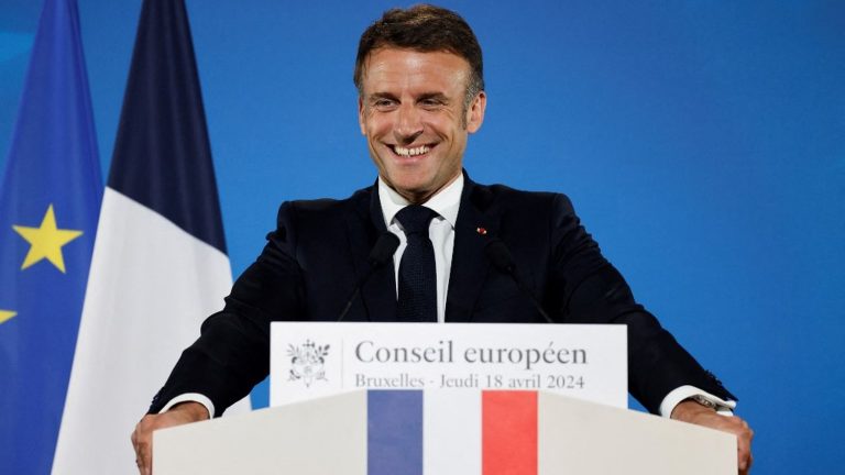 Emmanuel Macron wants “all voices to be able to express themselves freely”