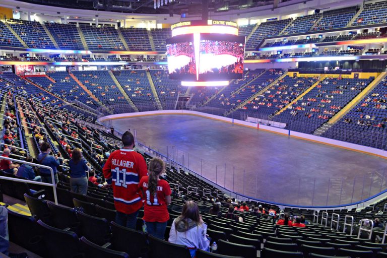 Eric Girard asks the Canadian to play matches in Quebec