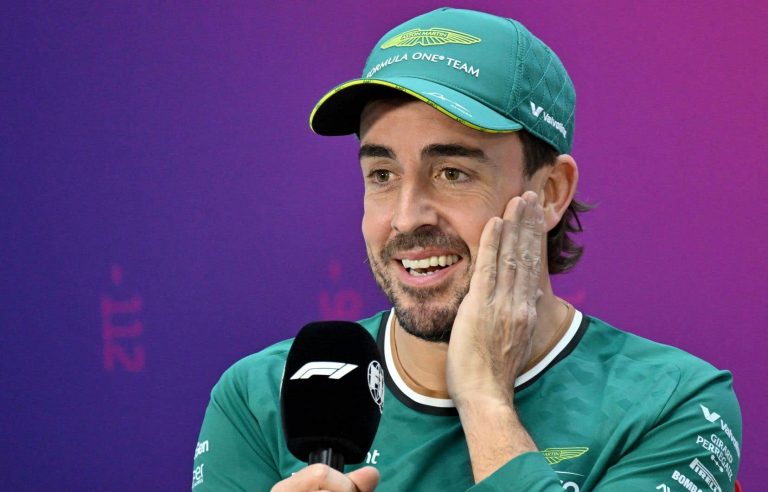 Formula 1: Fernando Alonso will drive for Aston Martin until 2026