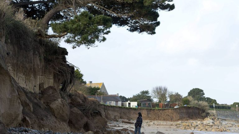 France identifies 500 municipalities soon to be located in uninhabitable coastal areas