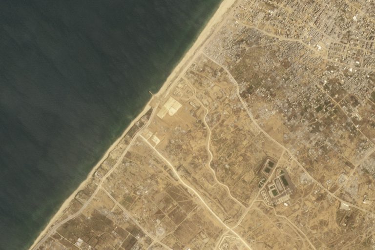 Israel and Hamas at war |  US begins construction of pier in Gaza