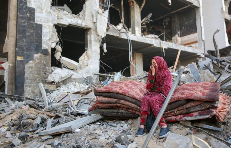 Israeli army withdraws from al-Chifa hospital in Gaza, leaving destruction and corpses