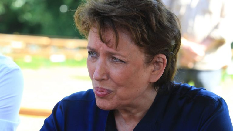 “Issues of gender-based and sexual violence in hospitals are proven,” according to former Minister of Health Roselyne Bachelot