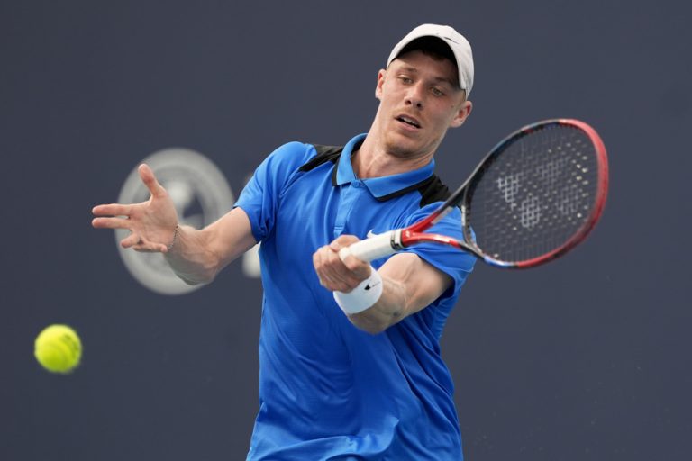 Madrid Open |  Denis Shapovalov advances to second round