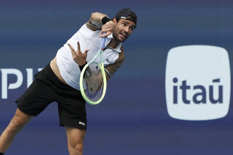 Matteo Berrettini wins first match since August