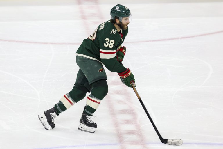 Minnesota Wild |  Forward Ryan Hartman suspended three games for unsportsmanlike action