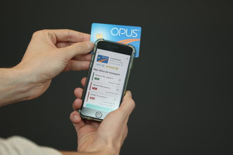 Mobile recharge of the OPUS card |  A brief instruction manual