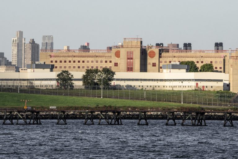 New York life |  To put an end to the hell of Rikers Island