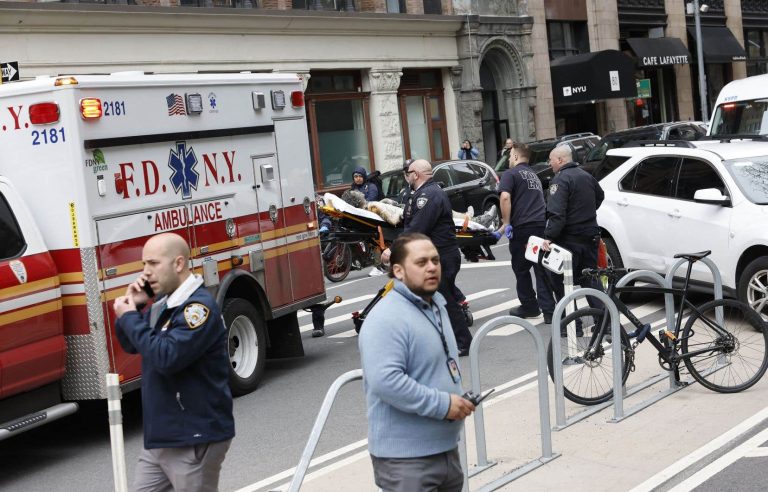 Person tried to set himself on fire outside Trump court