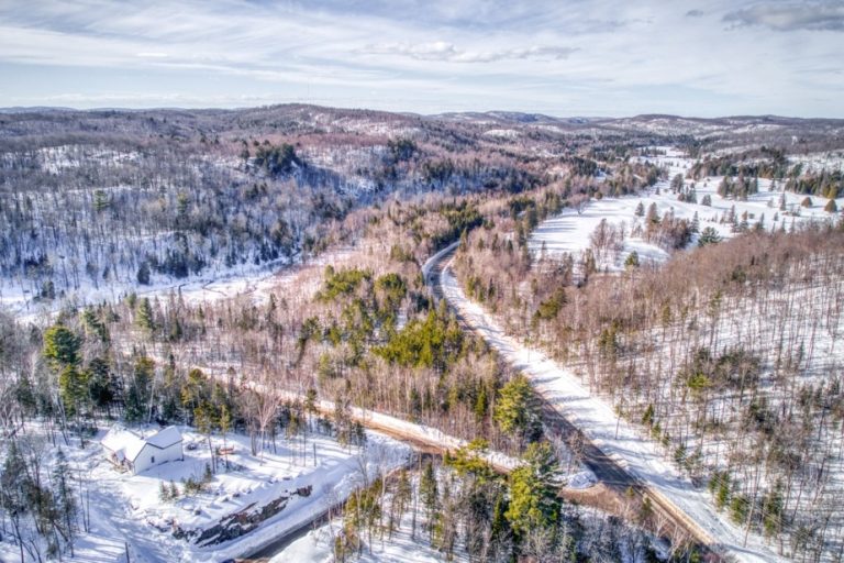 Pine Hill Estate |  Spa, ski resort and rental chalets in the Laurentians