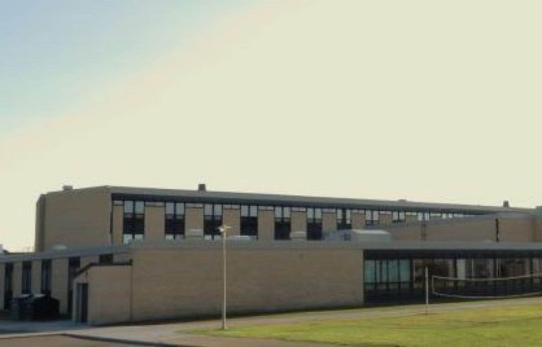 Police deployment at the Matane high school