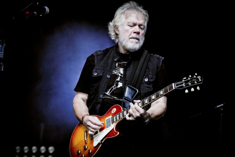 Randy Bachman to auction 200 of his guitars