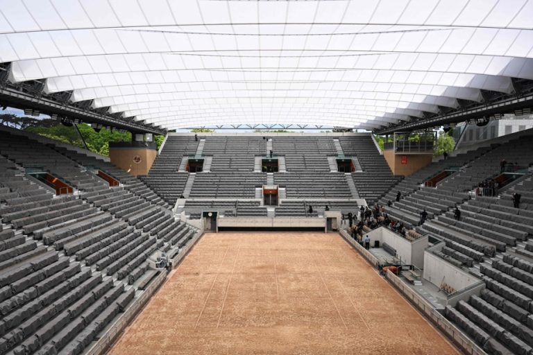 Roland-Garros |  The roof of the Suzanne-Lenglen court and Rafael Nadal at the heart of the 2024 edition