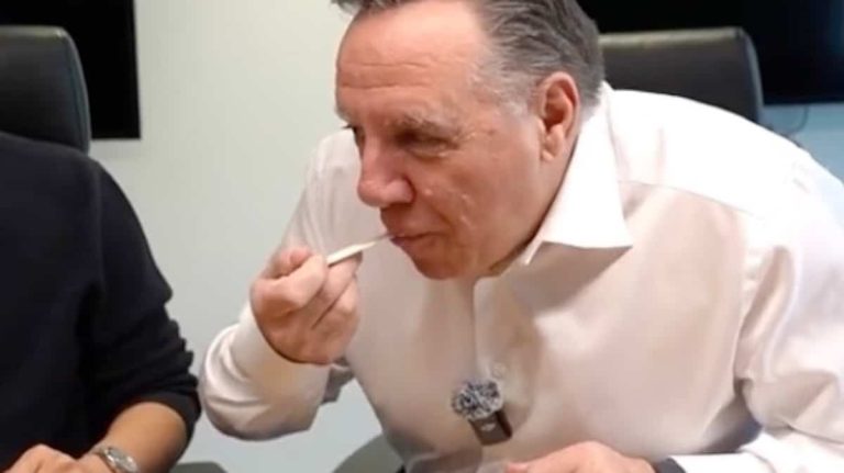 Scoop: François Legault loves seed sauce!