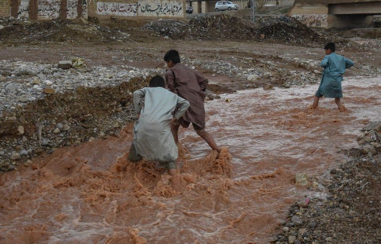 Several people died due to heavy rains in Pakistan