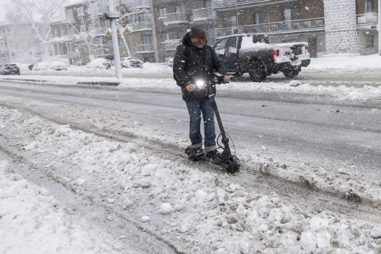 Spring snowfall causes more than 284,000 power outages