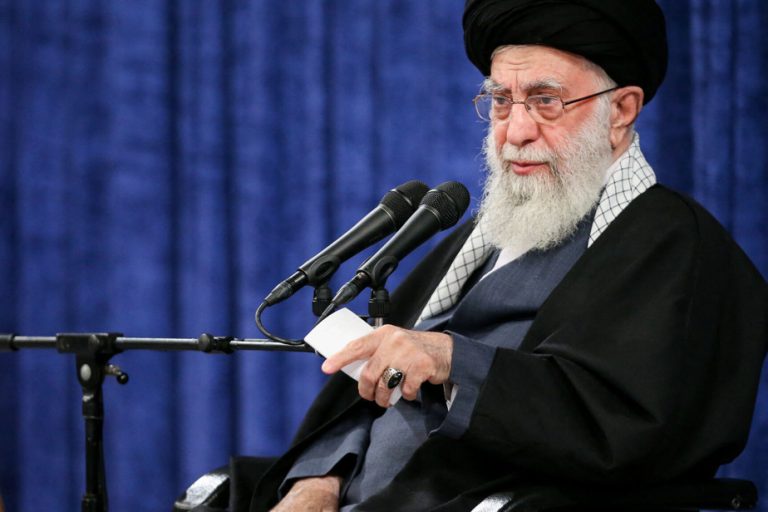 Strikes in Syria |  Iran’s supreme leader says Israel ‘will be slapped’