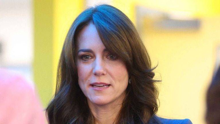 Suffering from cancer, Kate Middleton returns to service but raises concerns by breaking a big tradition