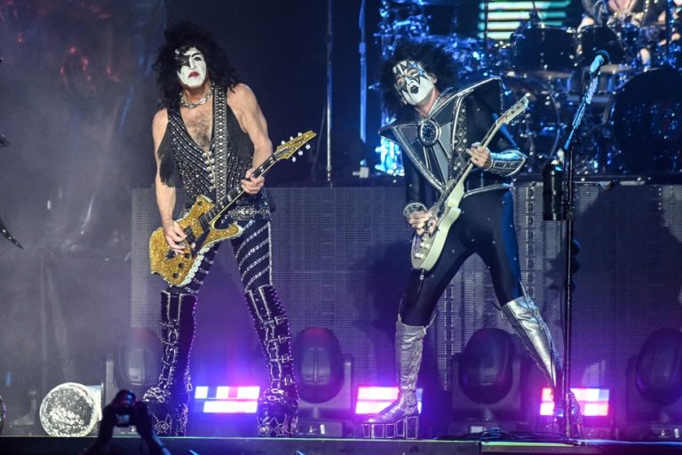 Kiss sells its catalog, brand and intellectual property