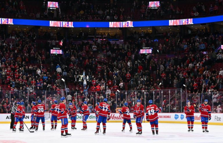 The CH at the Bell Centre, “in English” as if I were in Boston or Toronto