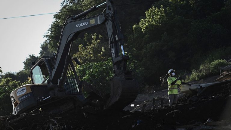 The government launches the “Mayotte place net” operation to fight against illegal immigration