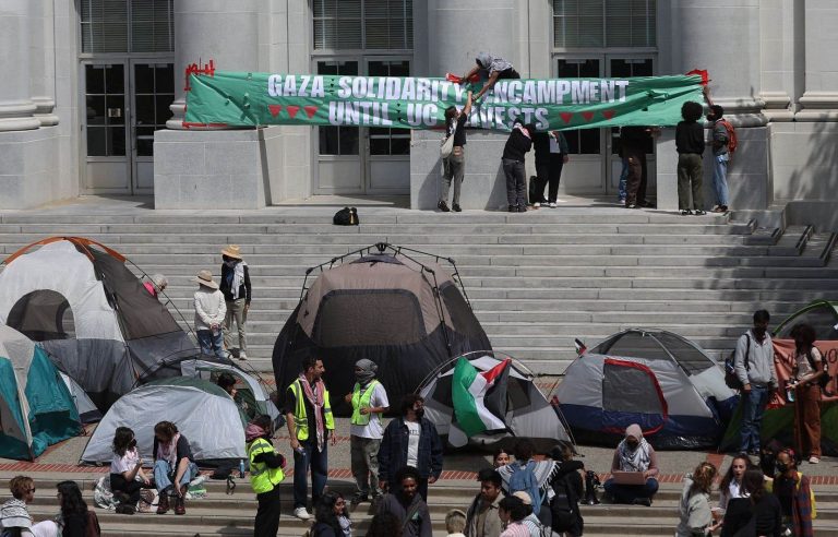 The movement in support of Gaza becomes widespread on American campuses