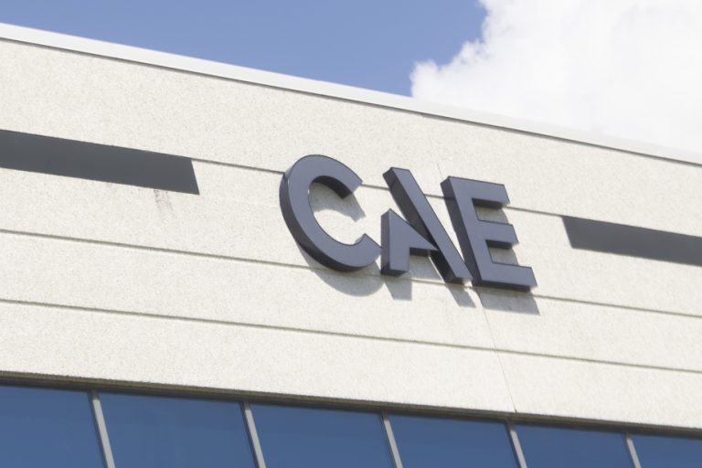 The wise investor |  Asset manager reduces exposure to CAE