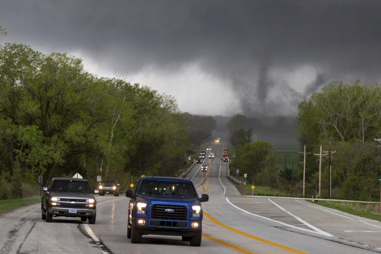 Tornadoes kill at least five people in central United States