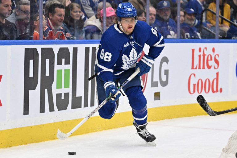 Toronto Maple Leafs |  William Nylander appears to be nearing a return to play