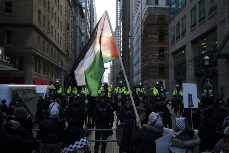 Toronto police work criticized after pro-Palestinian protest