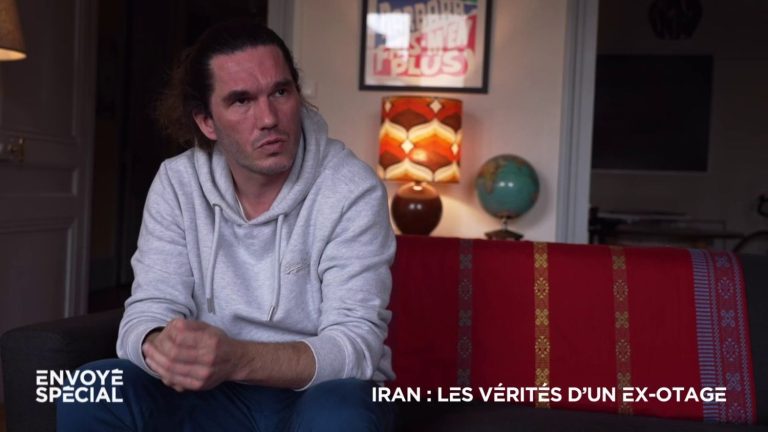 Video Mock trial, hunger strikes, false hope… one year after his release, ex-hostage in Iran Benjamin Brière speaks in “Special Envoy”